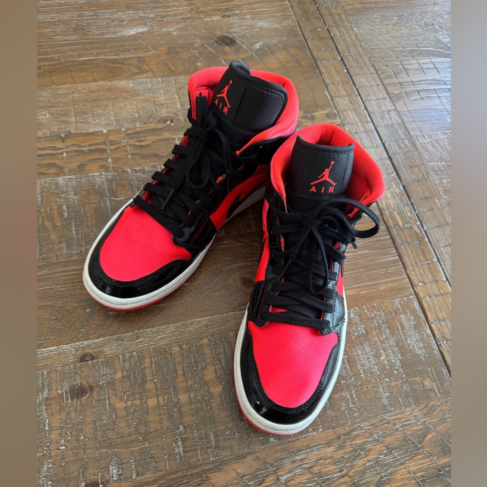 Women’s Nike Air Jordan 1 Mid "Hot Punch” Red and Black Tennis Shoes, Size 9